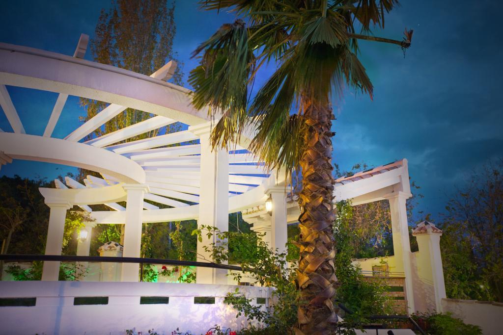Country House Cortijo De La Fuente La Bobadilla Exterior photo